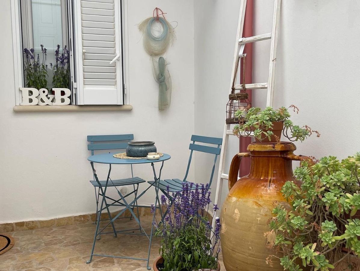 פורטו צ'זראו B&B Vie Del Mediterraneo מראה חיצוני תמונה